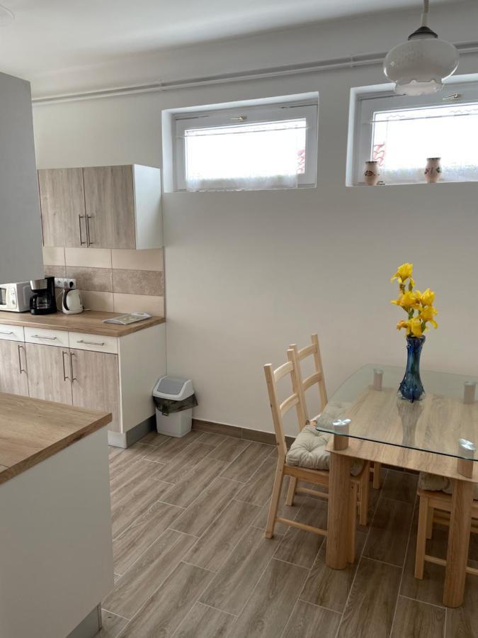 Pingvin Cukraszda Apartman Balatonmáriafürdő Eksteriør bilde